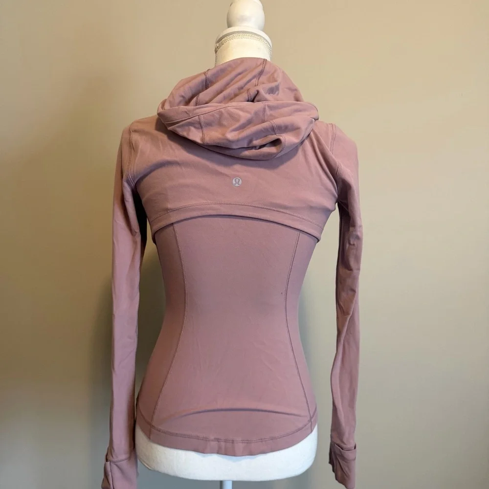 Lululemon Hooded Define Jacket Nulu vintage mauve womens size 4